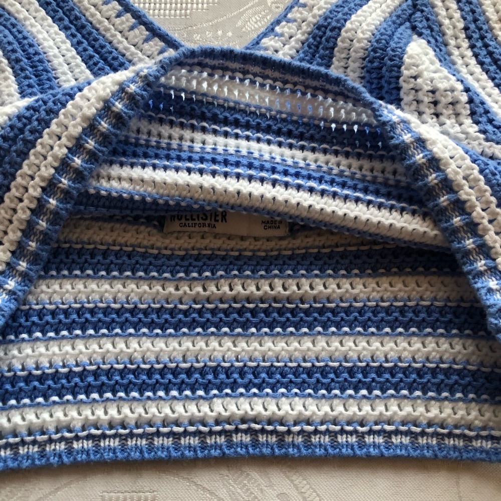 Hollister Blue/White Striped Crochet Knitted Crop Top Shirt Women’s Size S - Picture 15 of 16